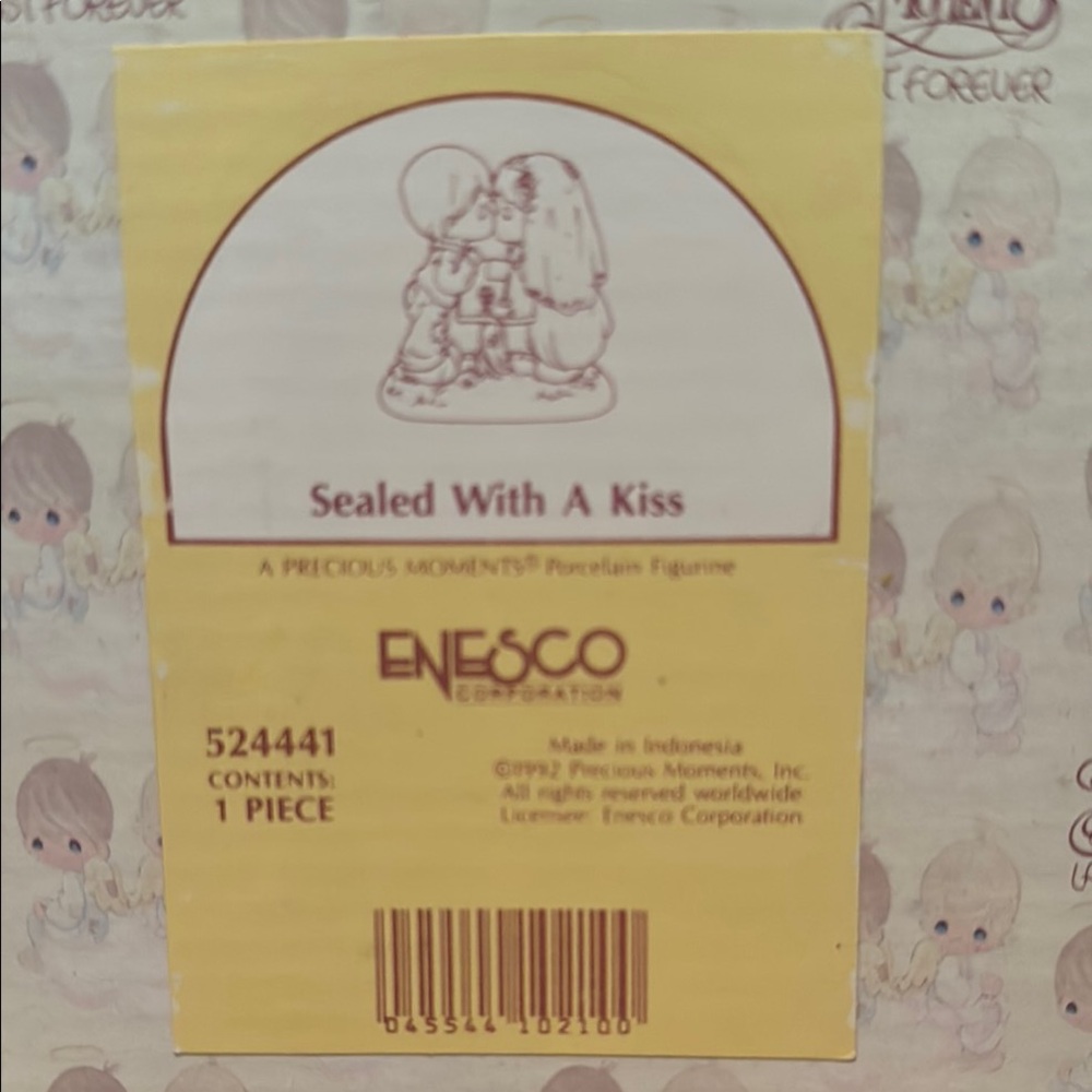 Precious Moments retired, sealed with a kiss - Picture 2 of 4